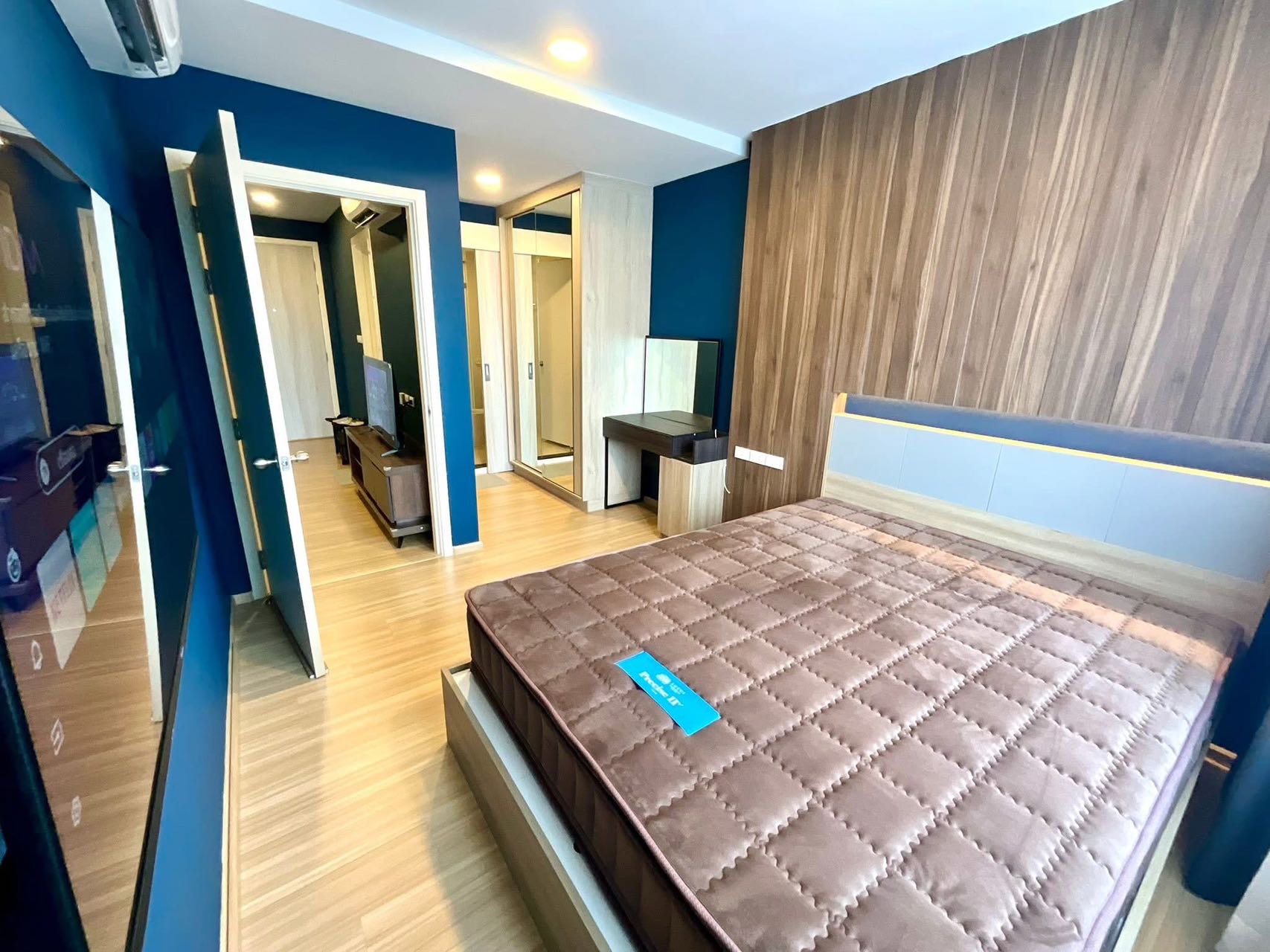 Chewathai Hallmark Chokchai 4