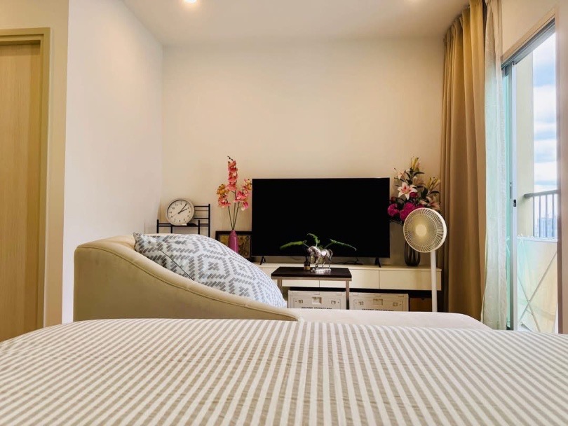 Noble Revolve Ratchada 2