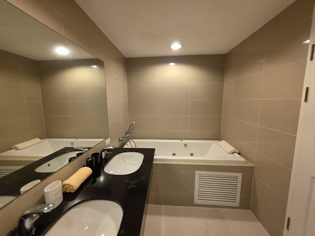 Belle Grand Rama 9