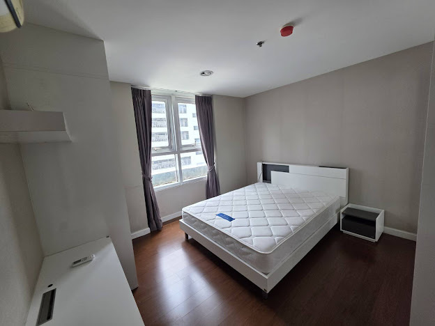 Belle Grand Rama 9