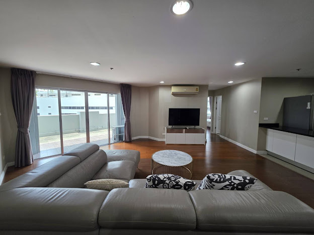 Belle Grand Rama 9