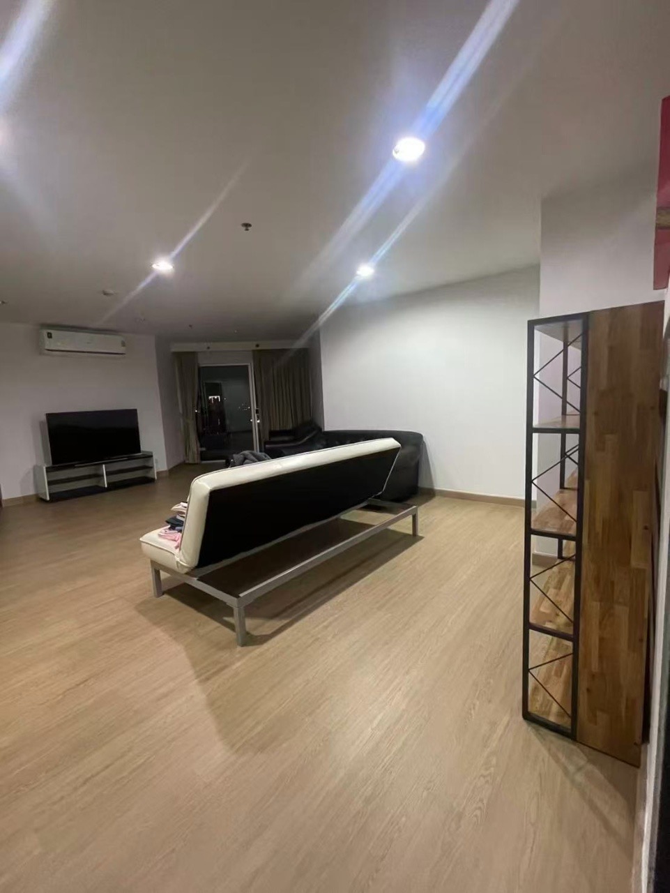 Tower D Belle Grand Rama 9