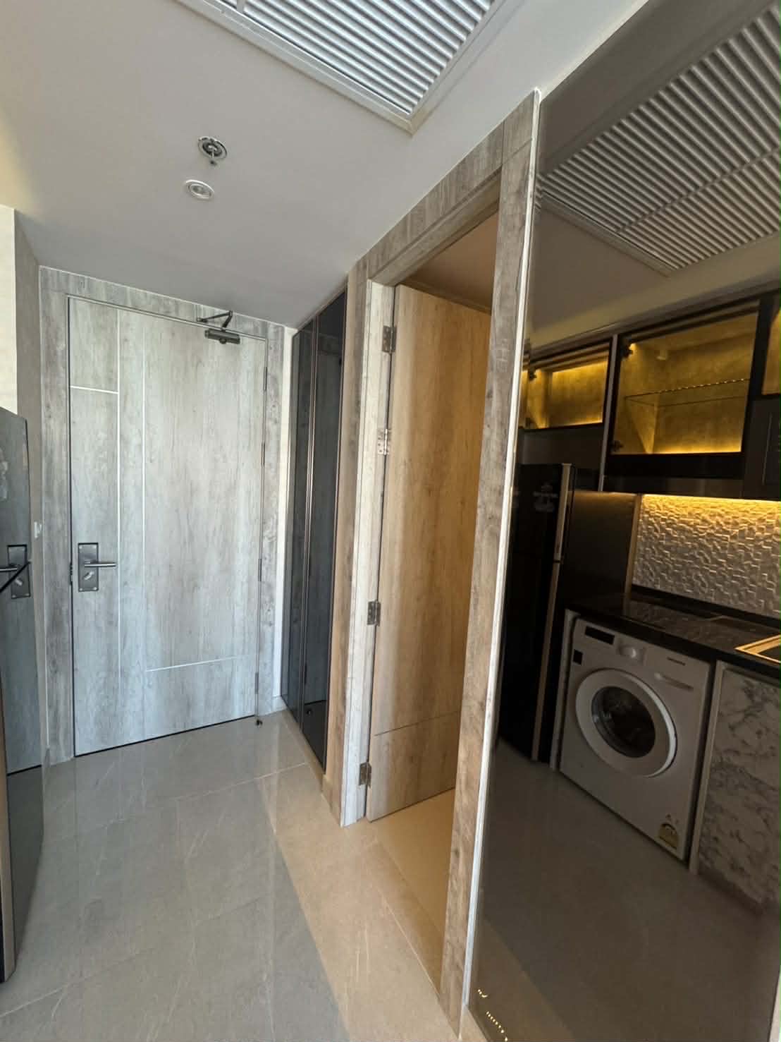 Riviera Monaco X Monthstayz