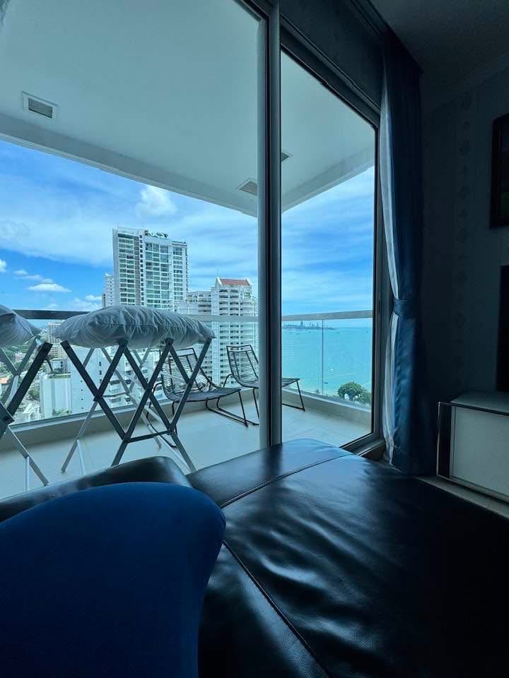 Copacabana Jomtien Beach Condo
