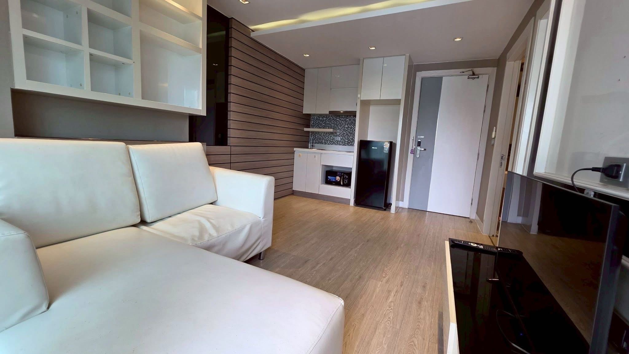 La Santier Condominium 