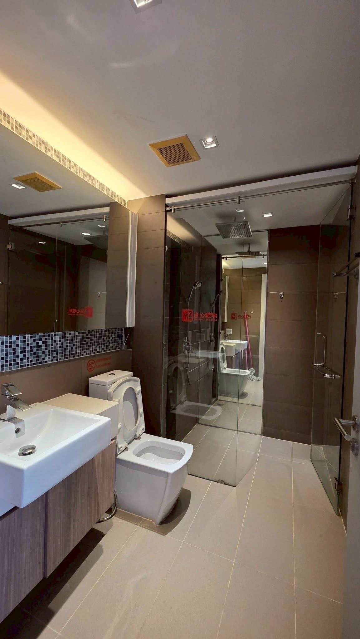 La Santier Condominium 