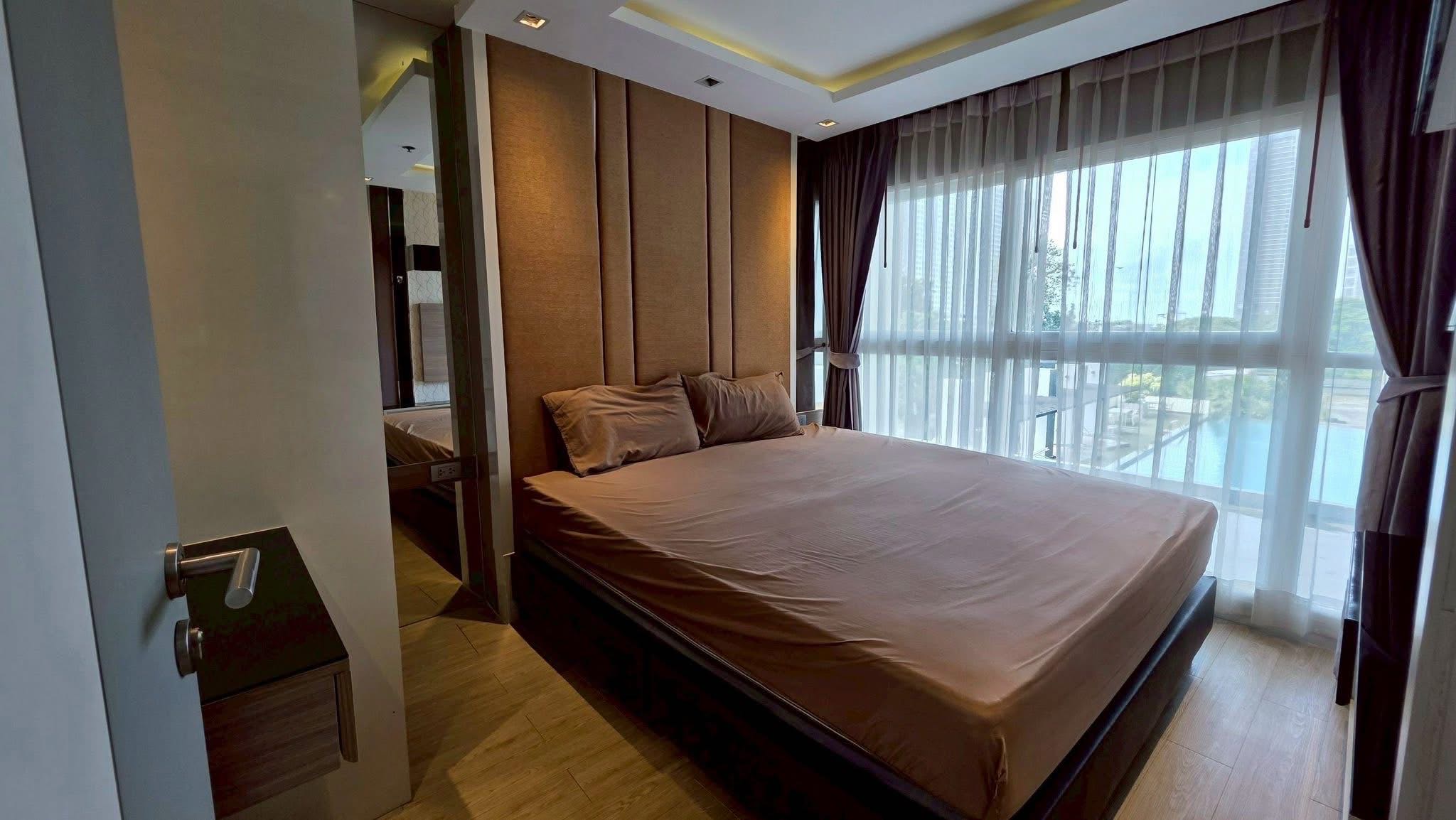 La Santier Condominium 