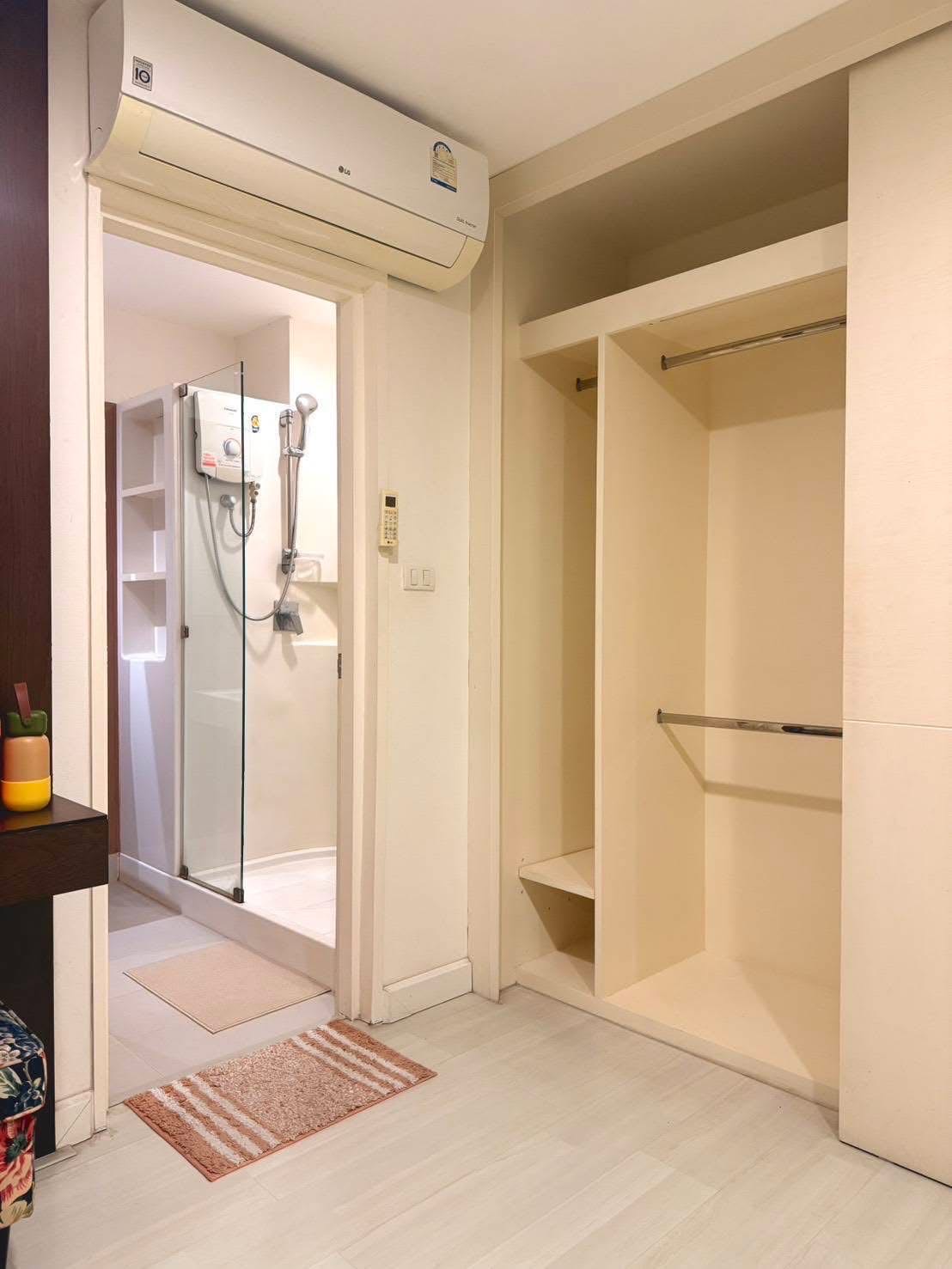 The Bangkok Sathorn Taksin