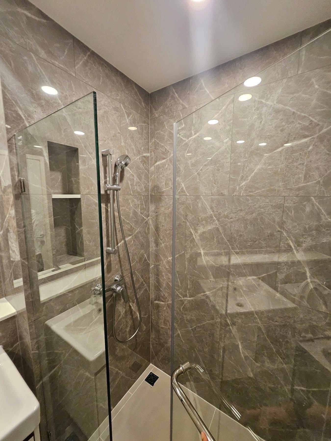 Mazarine Ratchayothin