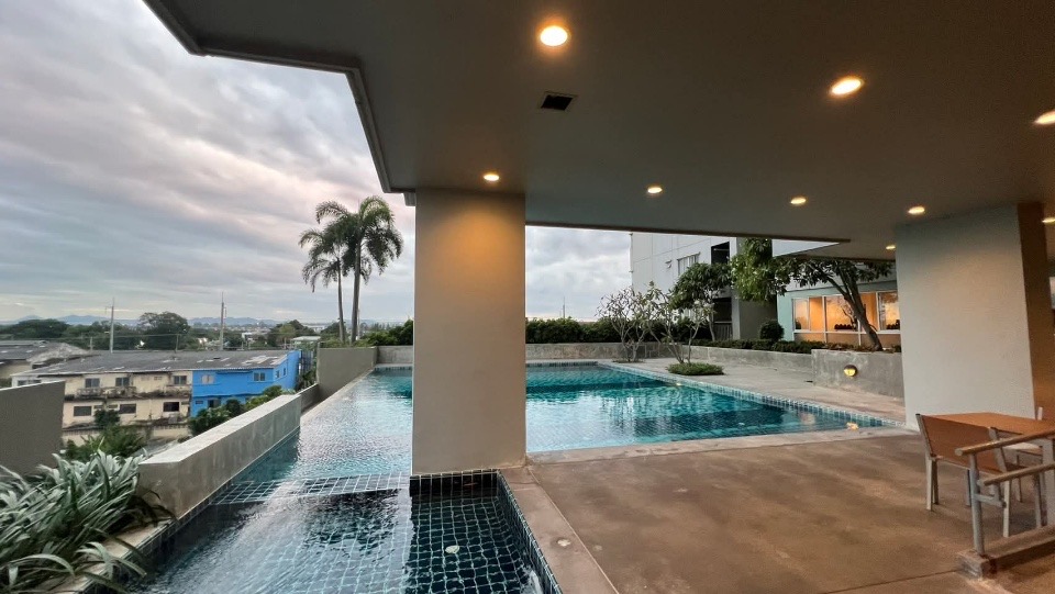 Lumpini Condo Town North Pattaya-Sukumvit