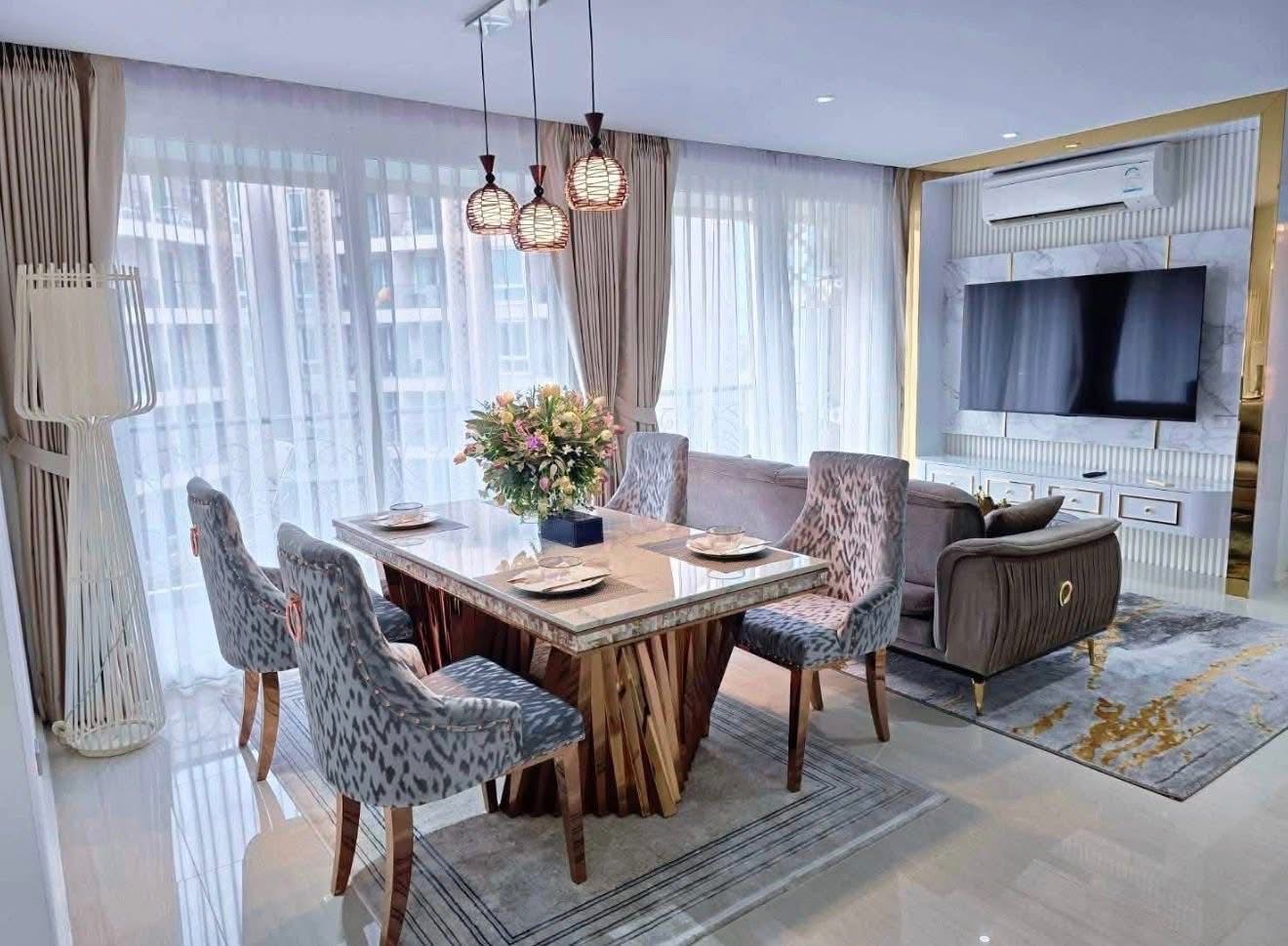 Atlantis Condo Resort 