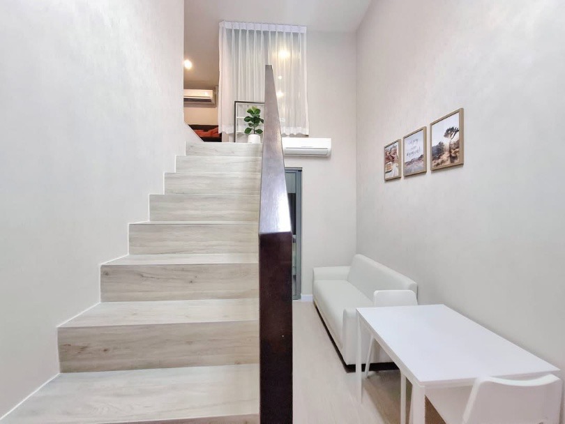 Metro Sky Prachachuen