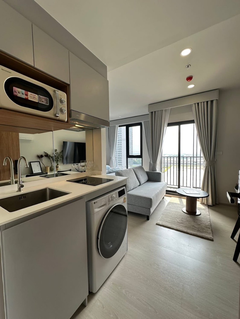 Nue Riverest Ratburana