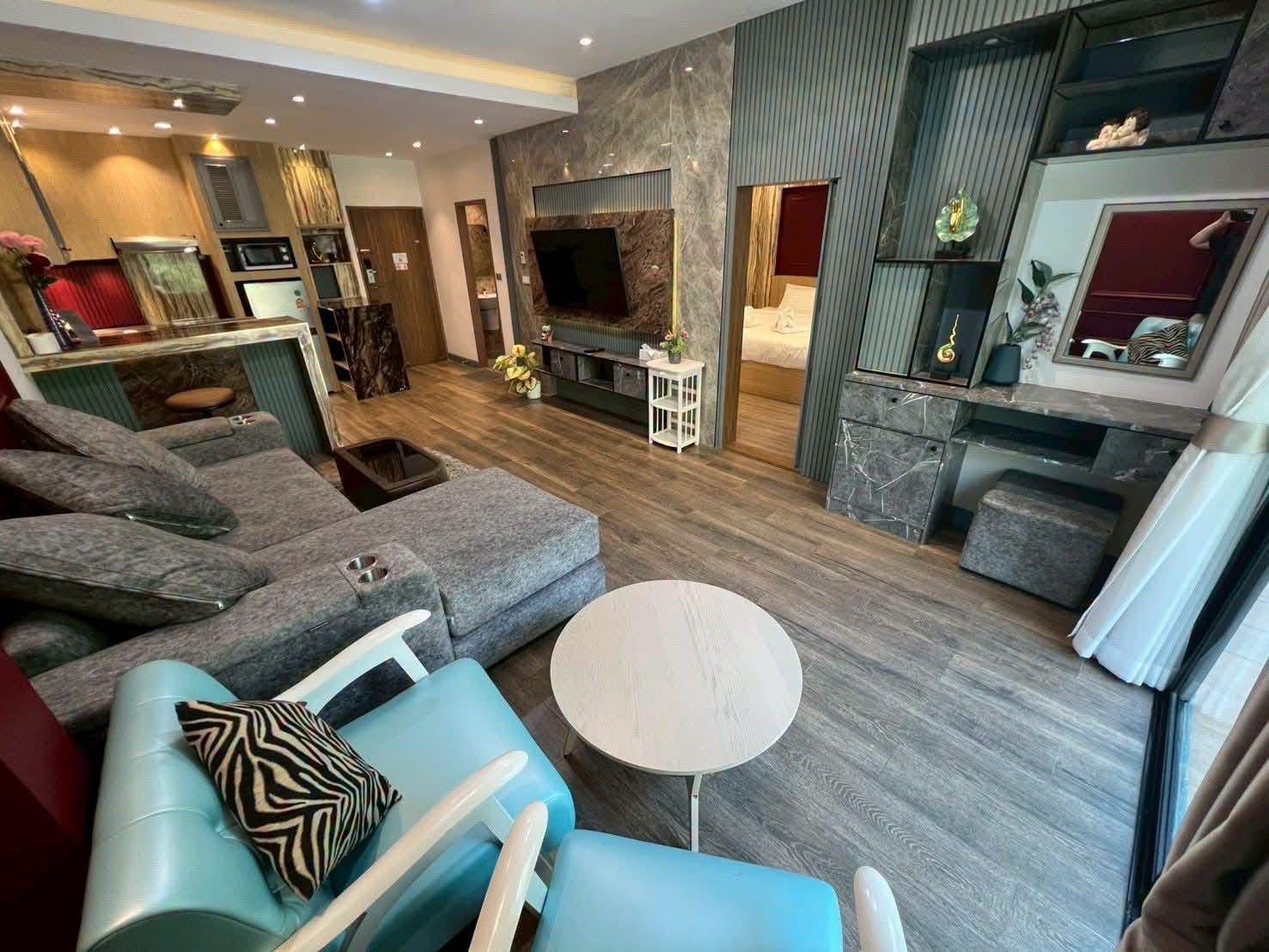 Pe Mai House