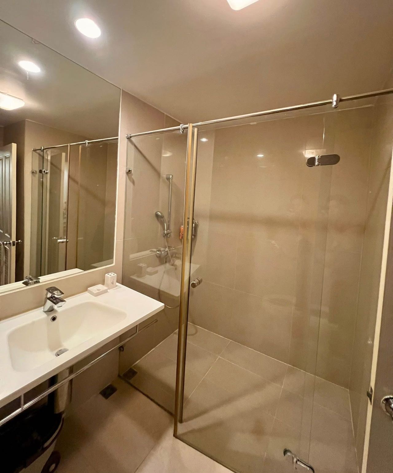 Baan Sathorn Chaopraya