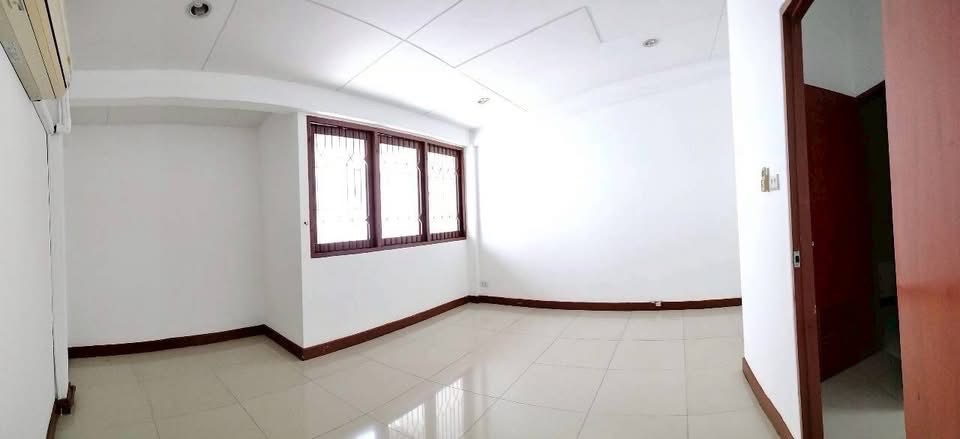 Thonglor25