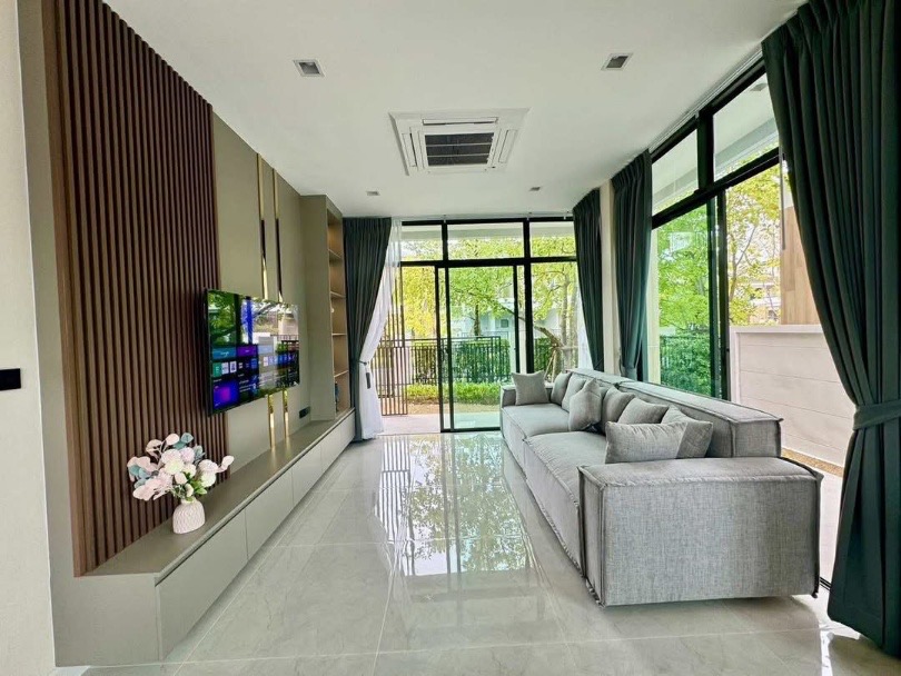 Bangkok Boulevard Bangna km.5
