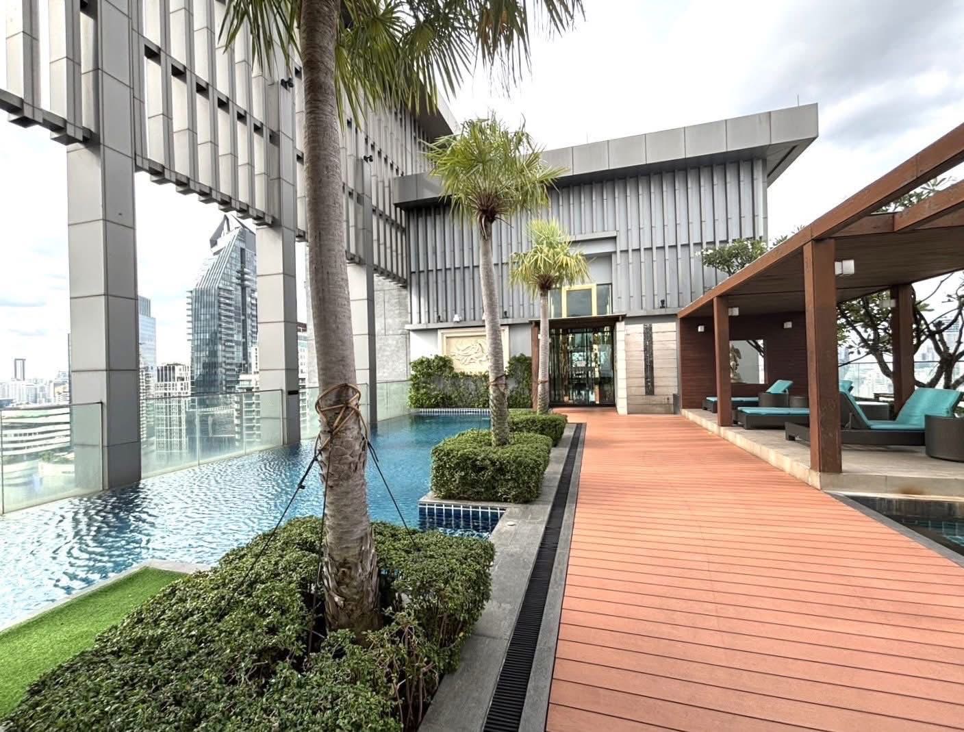 The Address Sukhumvit 28