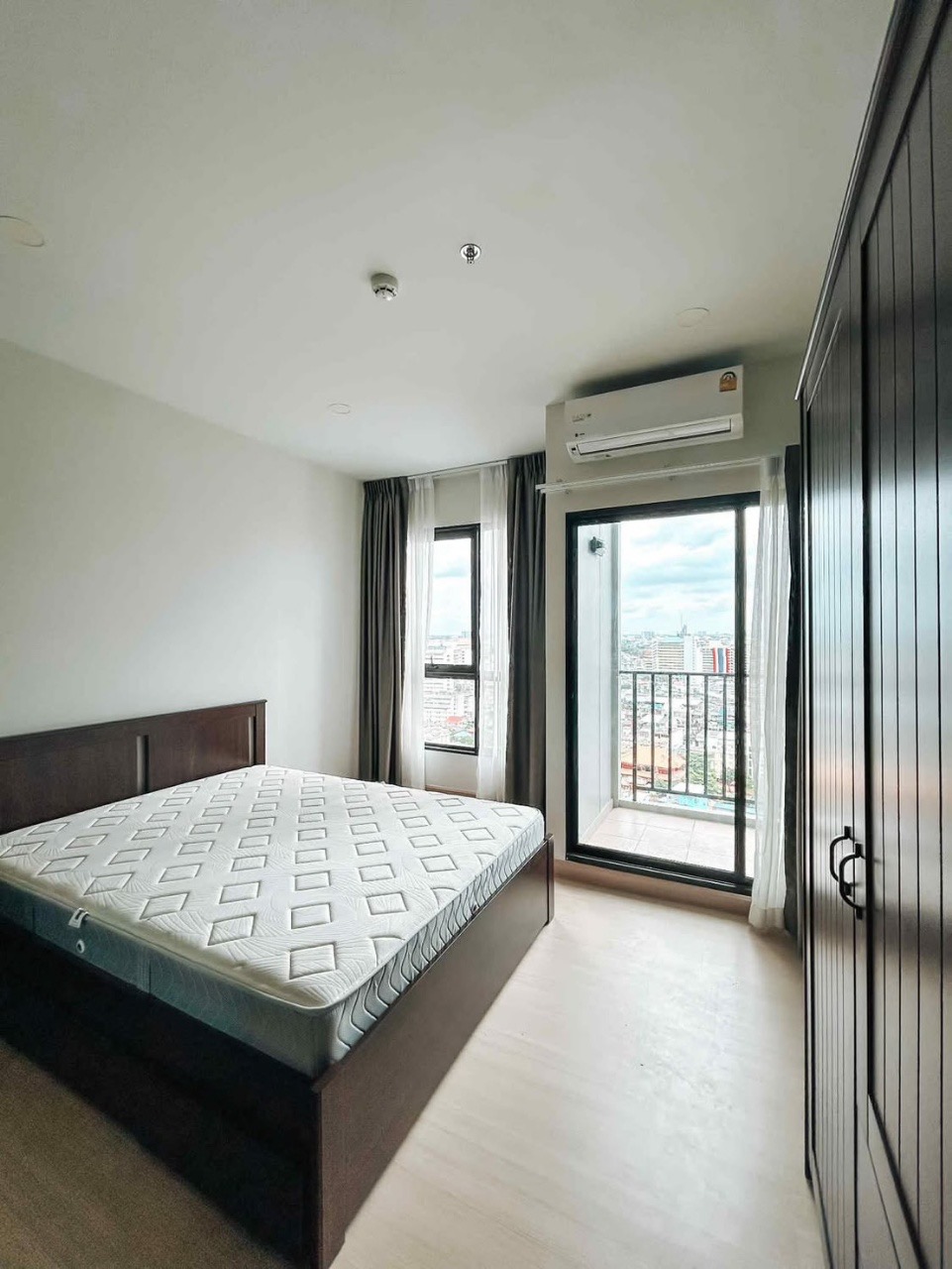 Supalai Loft Prajadhipok Wongwianyai