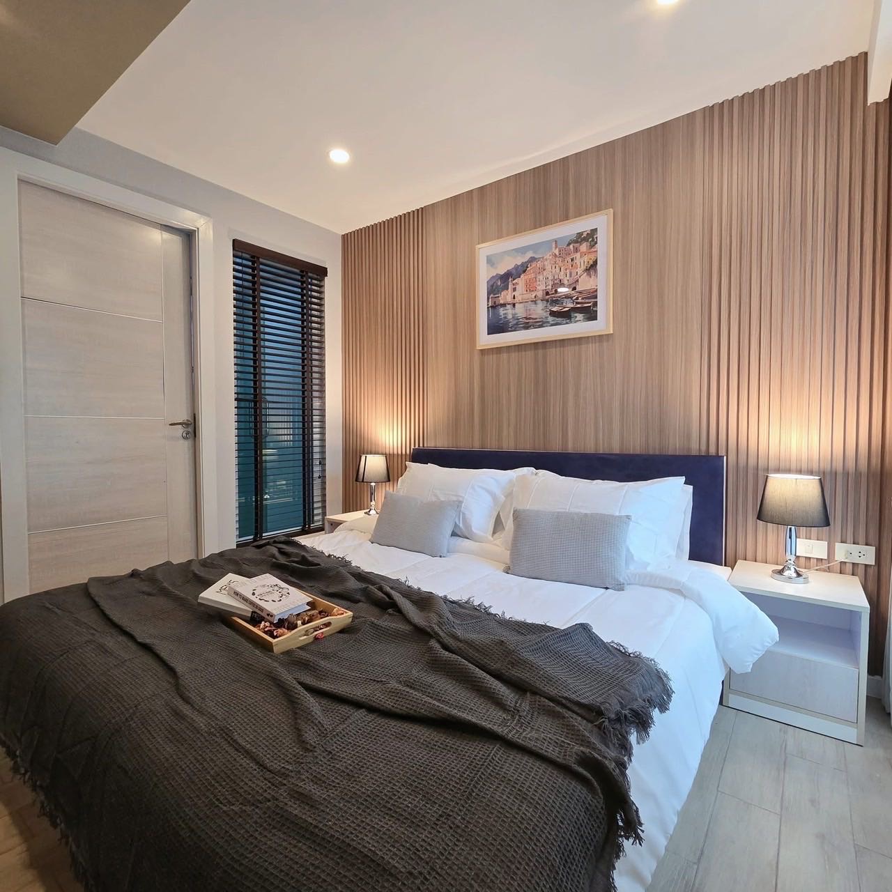 Seven Seas Condo 