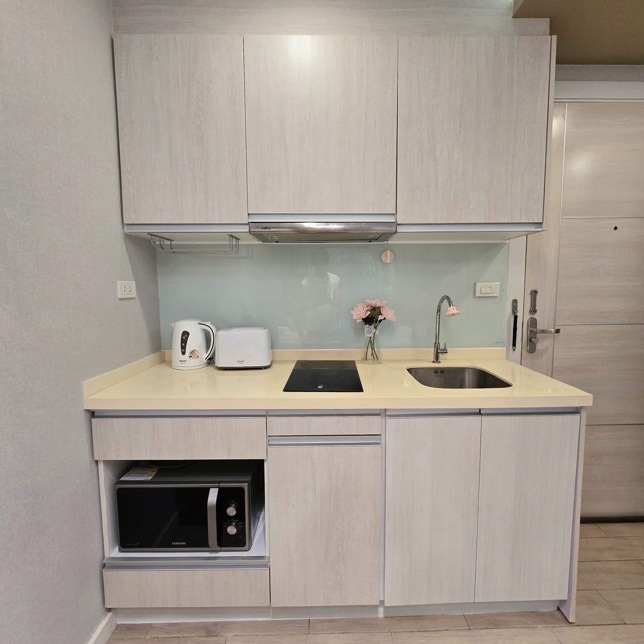 Seven Seas Condo 