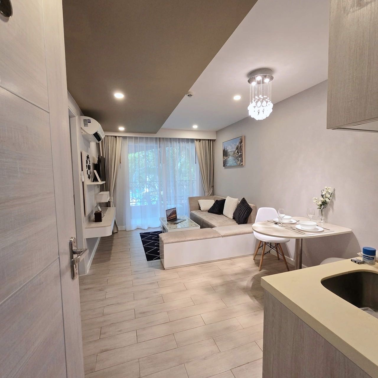 Seven Seas Condo 