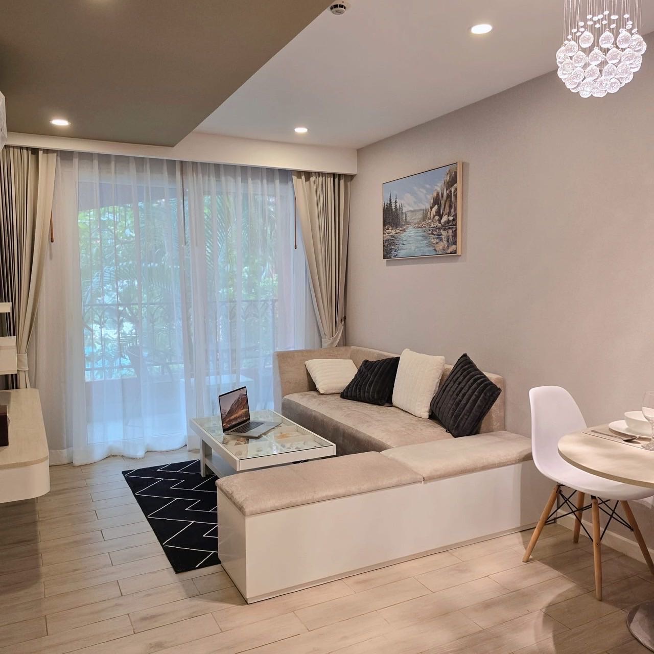 Seven Seas Condo 