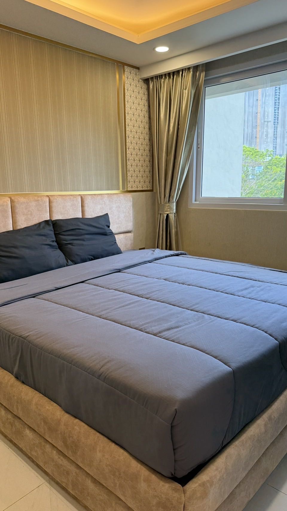 Dusit Grand Park 2