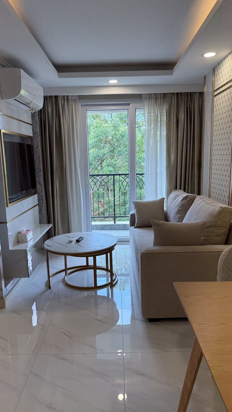 Dusit Grand Park 2