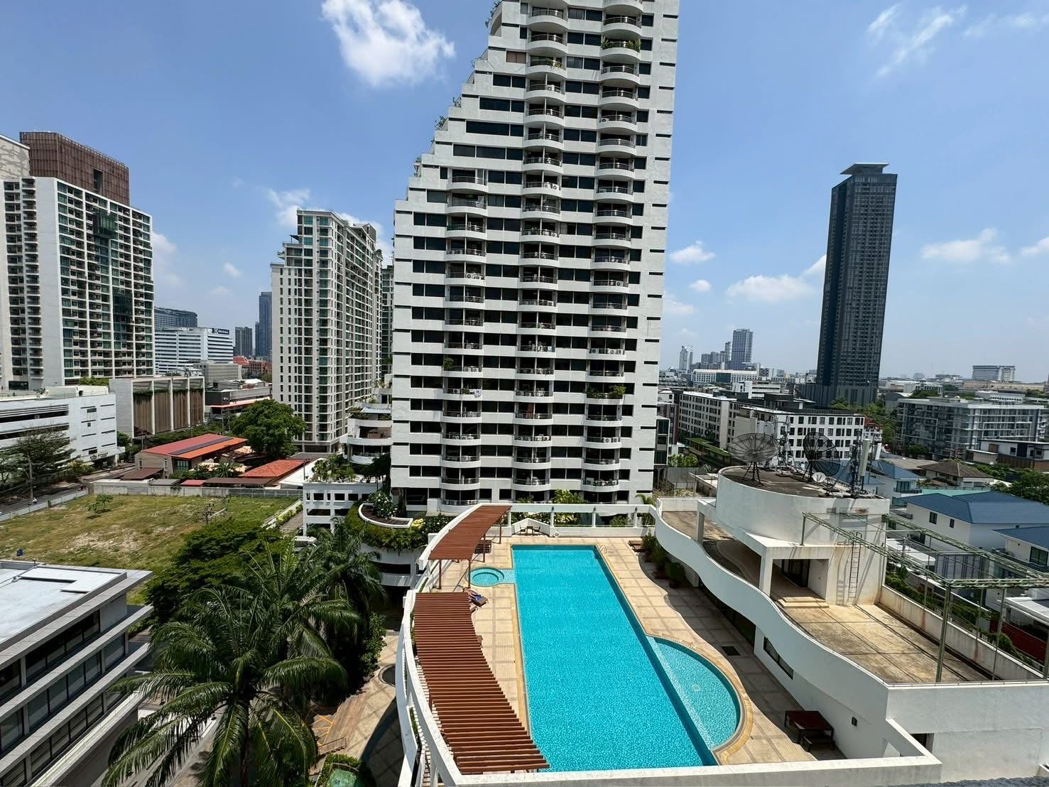 Supalai Place Sukhumvit 39 