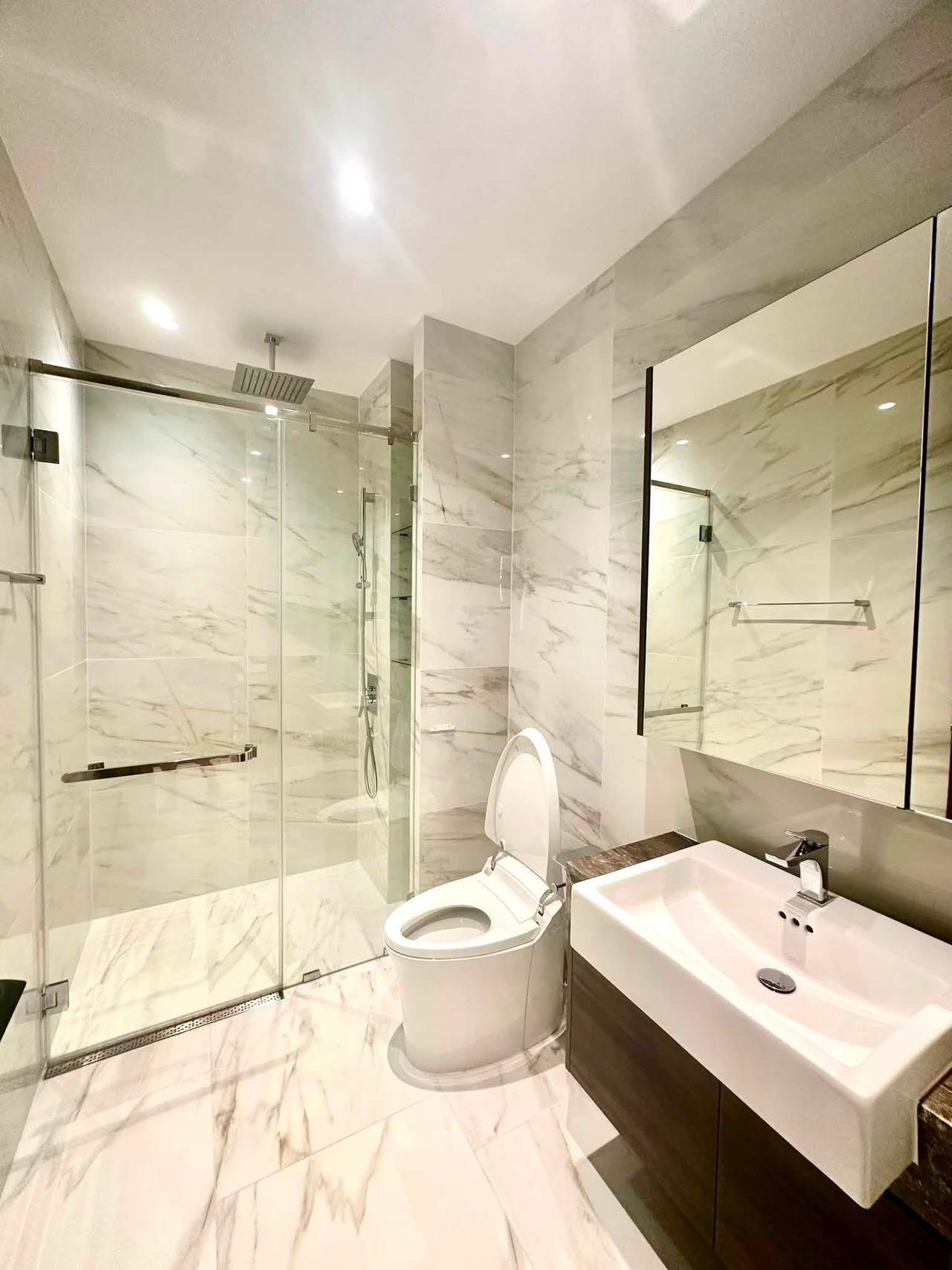 Supalai Icon Sathon（Icon siam）