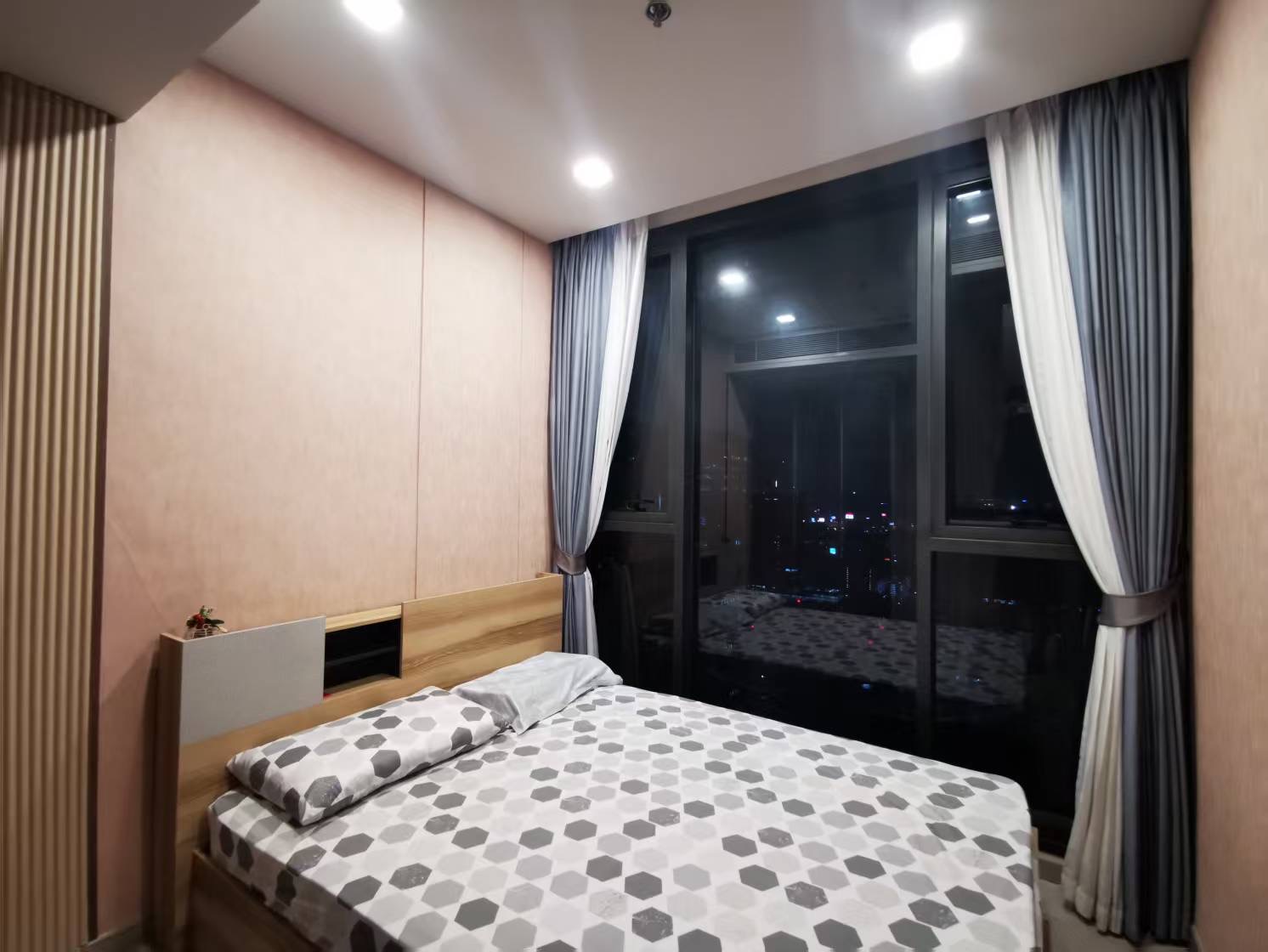 One 9 Five Asoke Rama 9