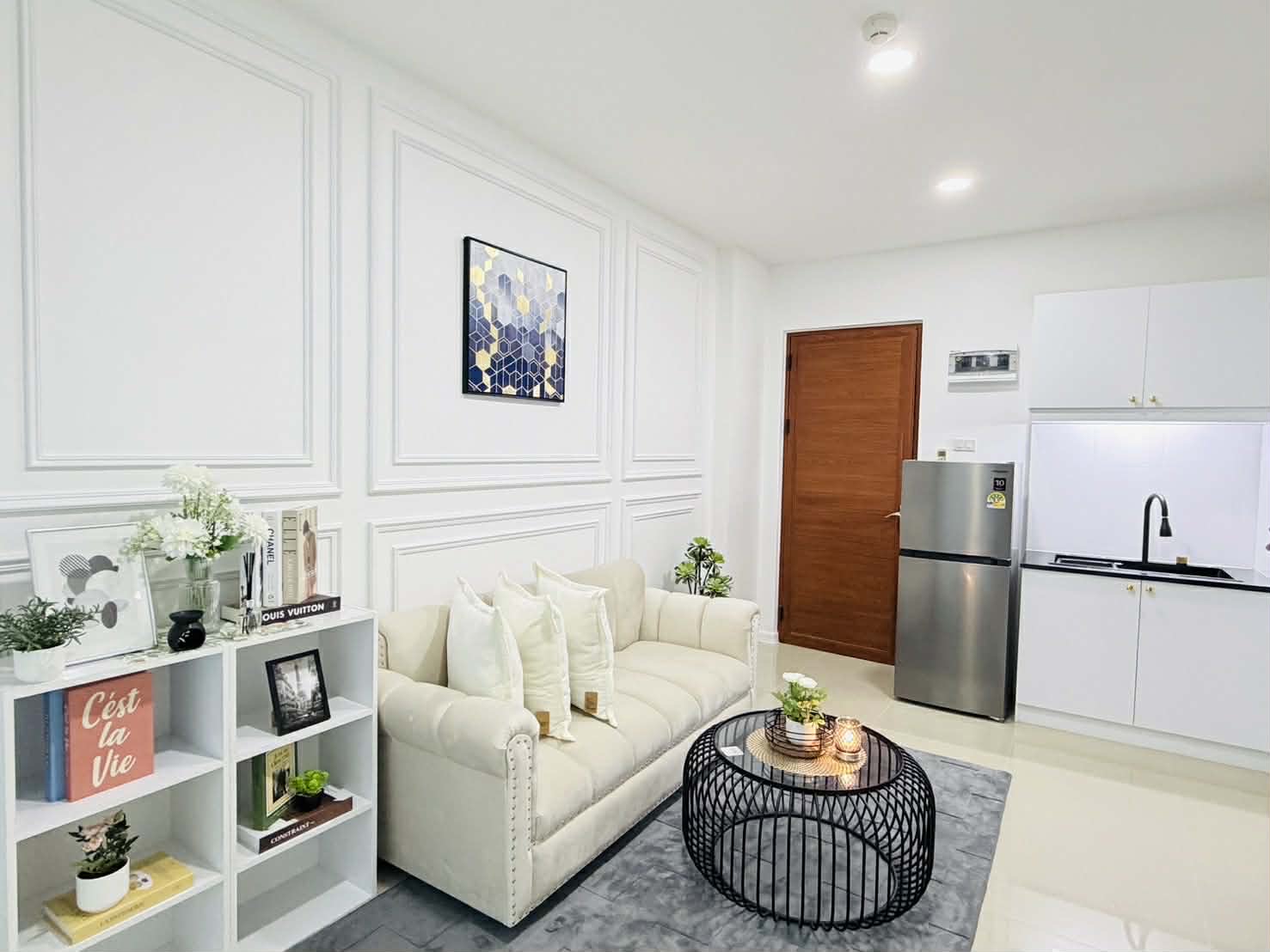 CC Condominium 1
