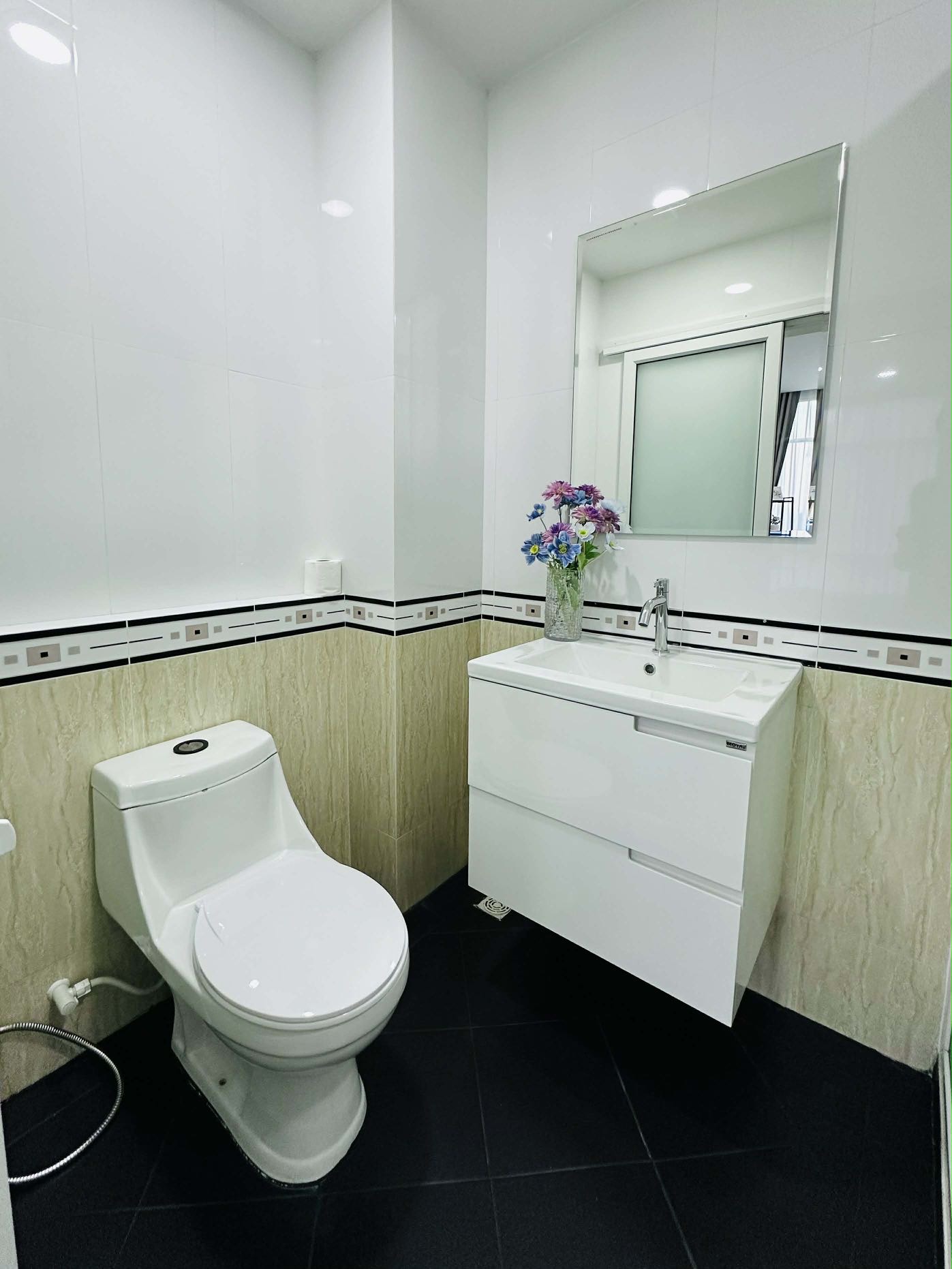 CC Condominium 1
