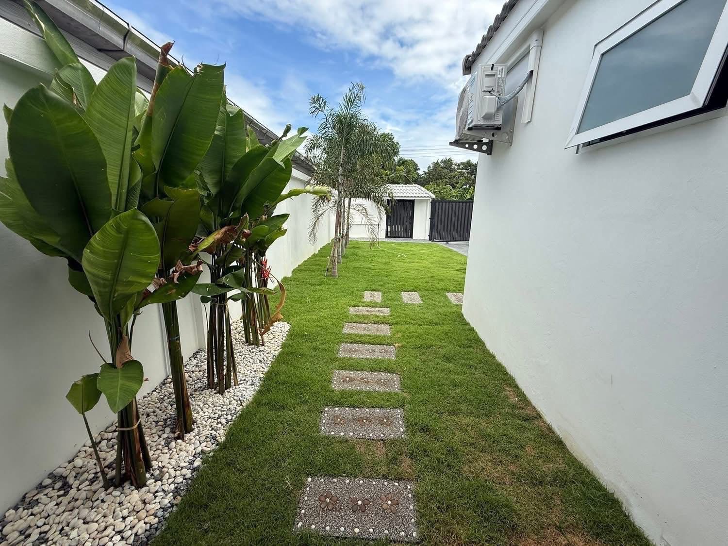 Hanssa Paradise Hill 